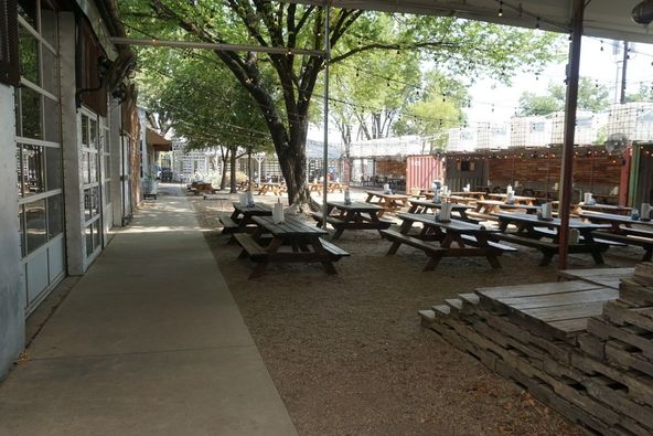 510 W. Commerce Street & 2303 Pittman Street, Dallas, TX 75208